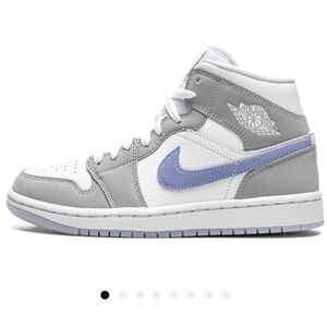 NEW IN BOX!! Nike Air Jordan 1 Mid Wolf Grey Aluminum, Mens Size 11 -BQ6472-105